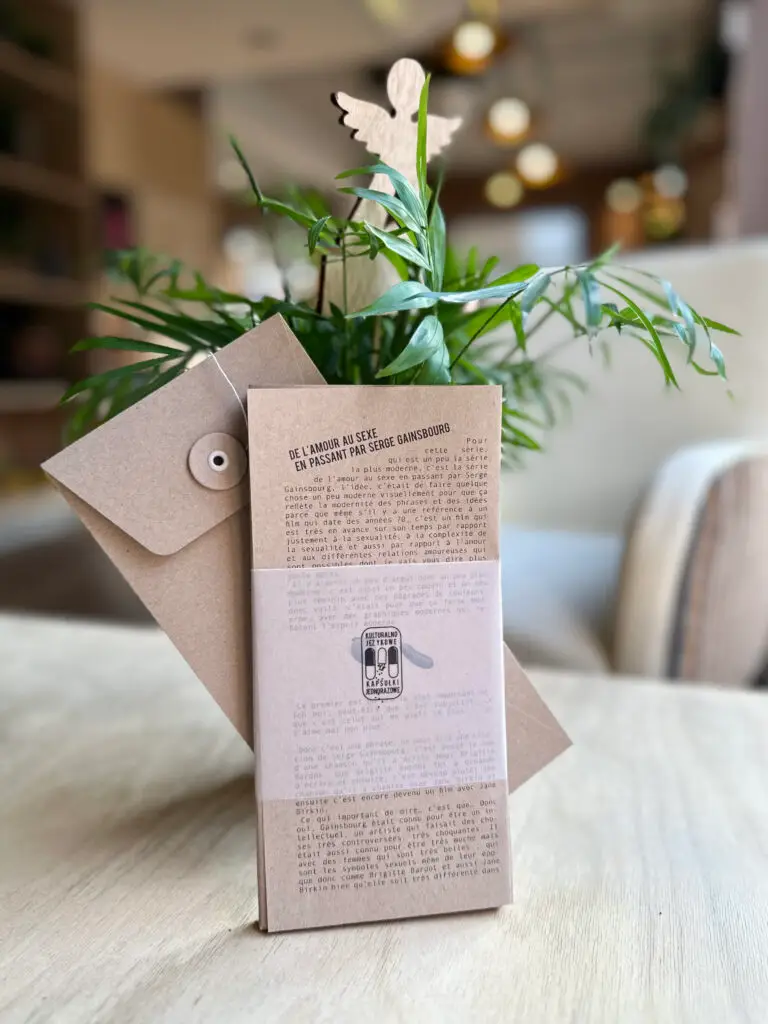 KOPERTA Z PLIKIEM WERSJA CADEAU KURS NAKLEJKOWY FRANCUSKI